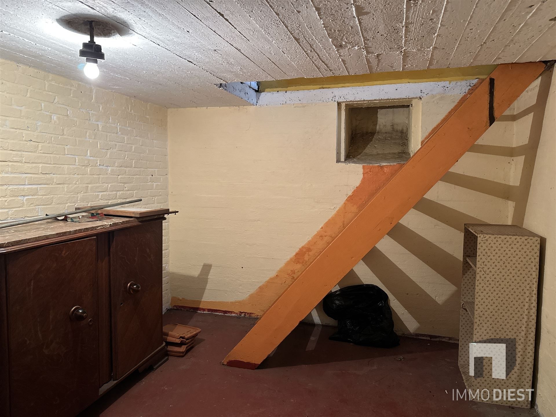 Woning met 3 slpks, garage en grote tuin. Vlakbij station Diest gelegen. foto 16