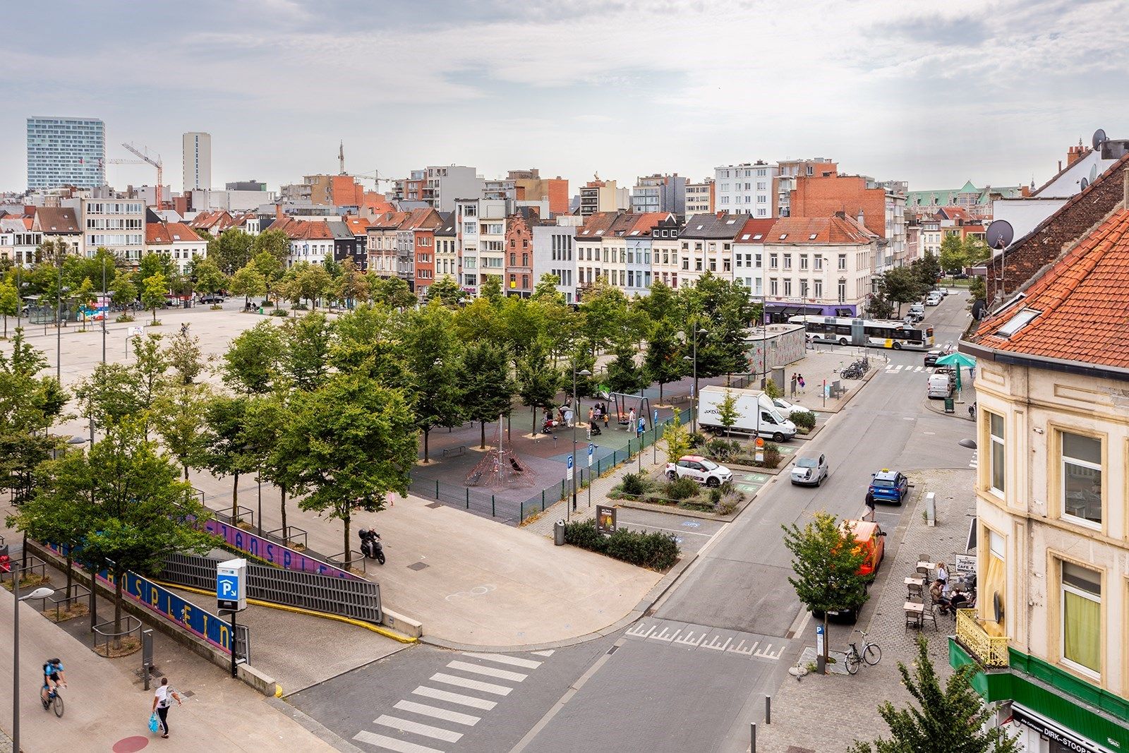 Uniek dakappartement met riant terras en prachtige uitzichten! foto 25