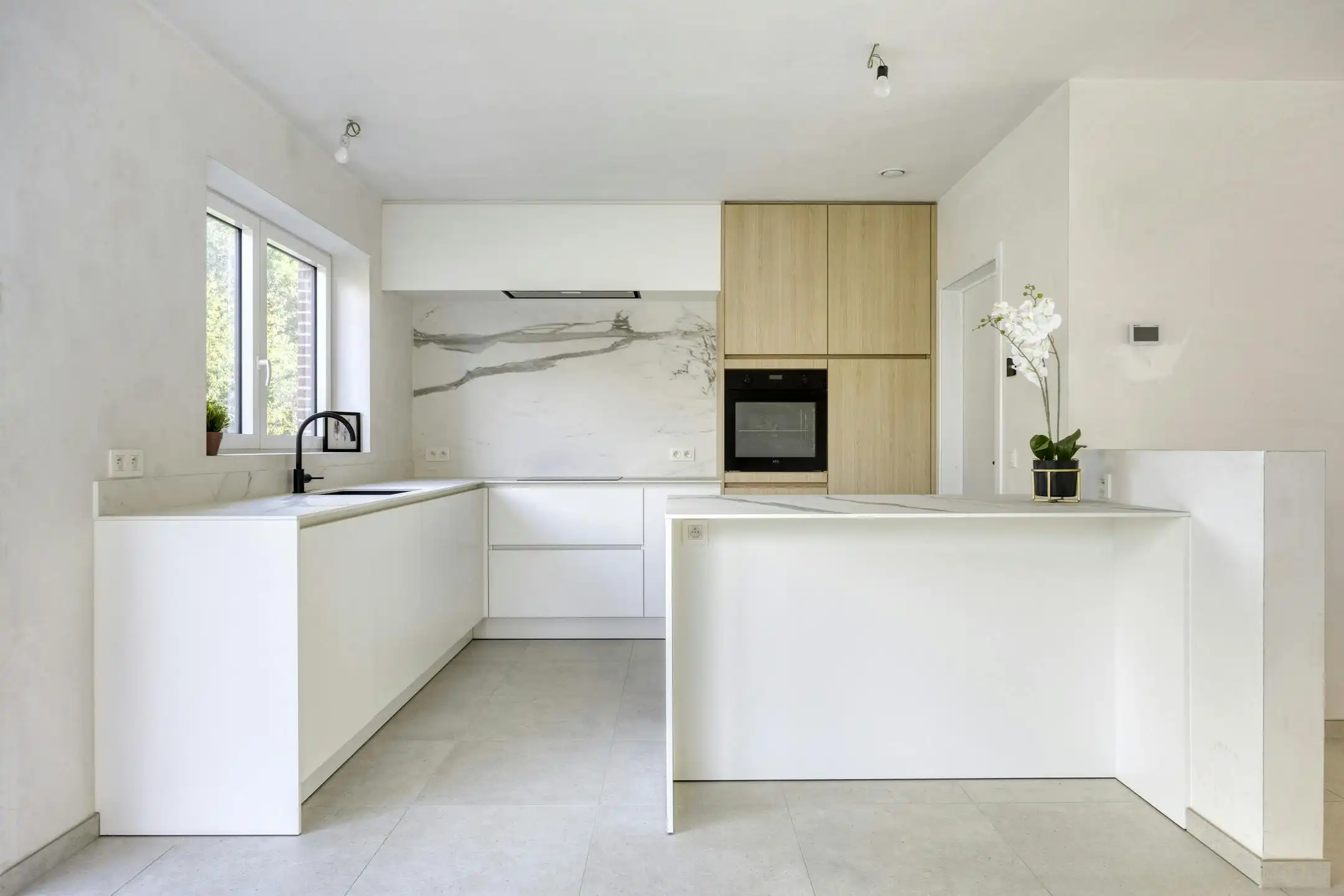 Afgewerkte nieuwbouwwoning te koop in Desselgem foto 5