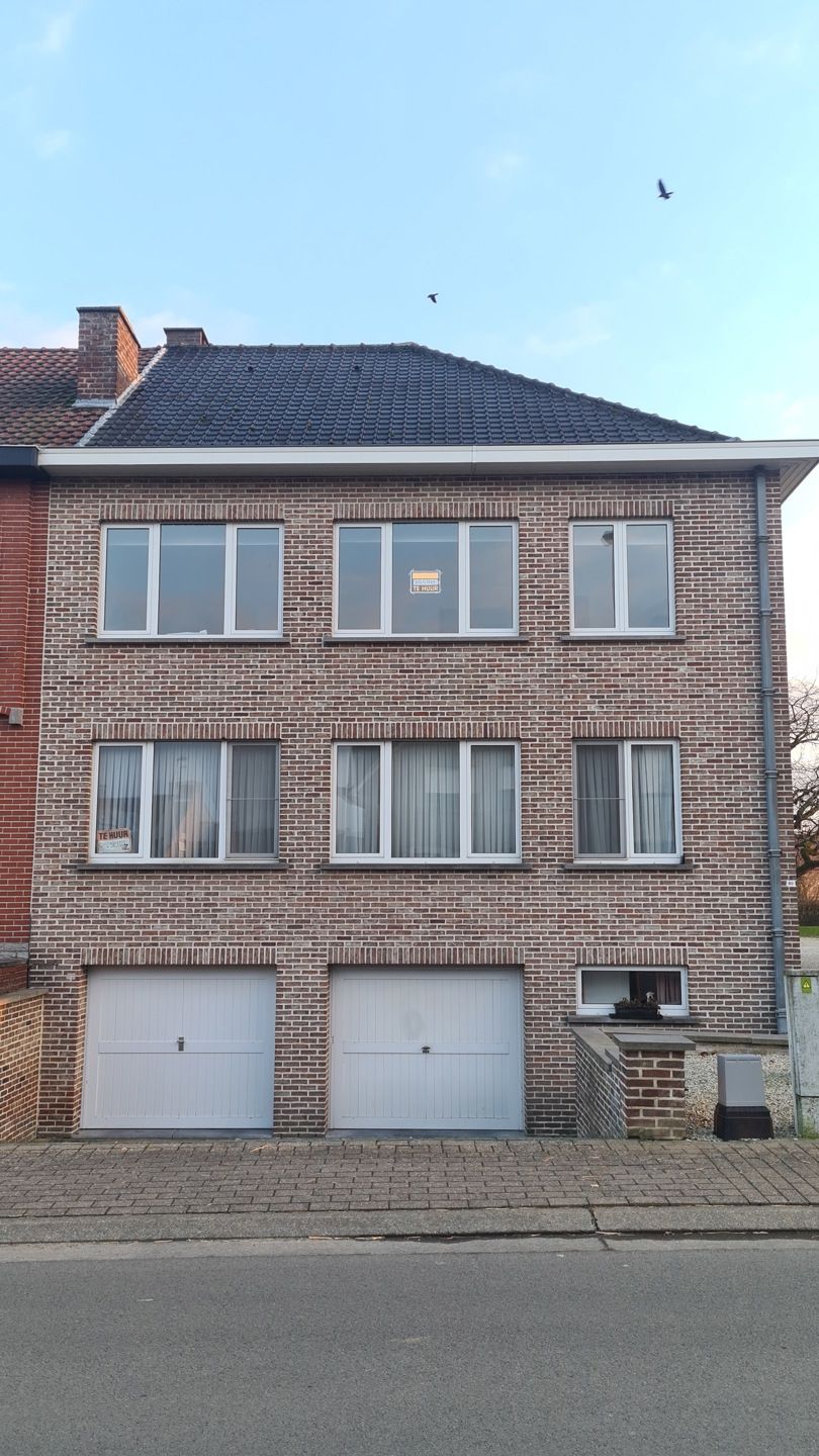 2 slpk appartement op 1ste verdieping met garage en tuin foto {{pictureIndex}}