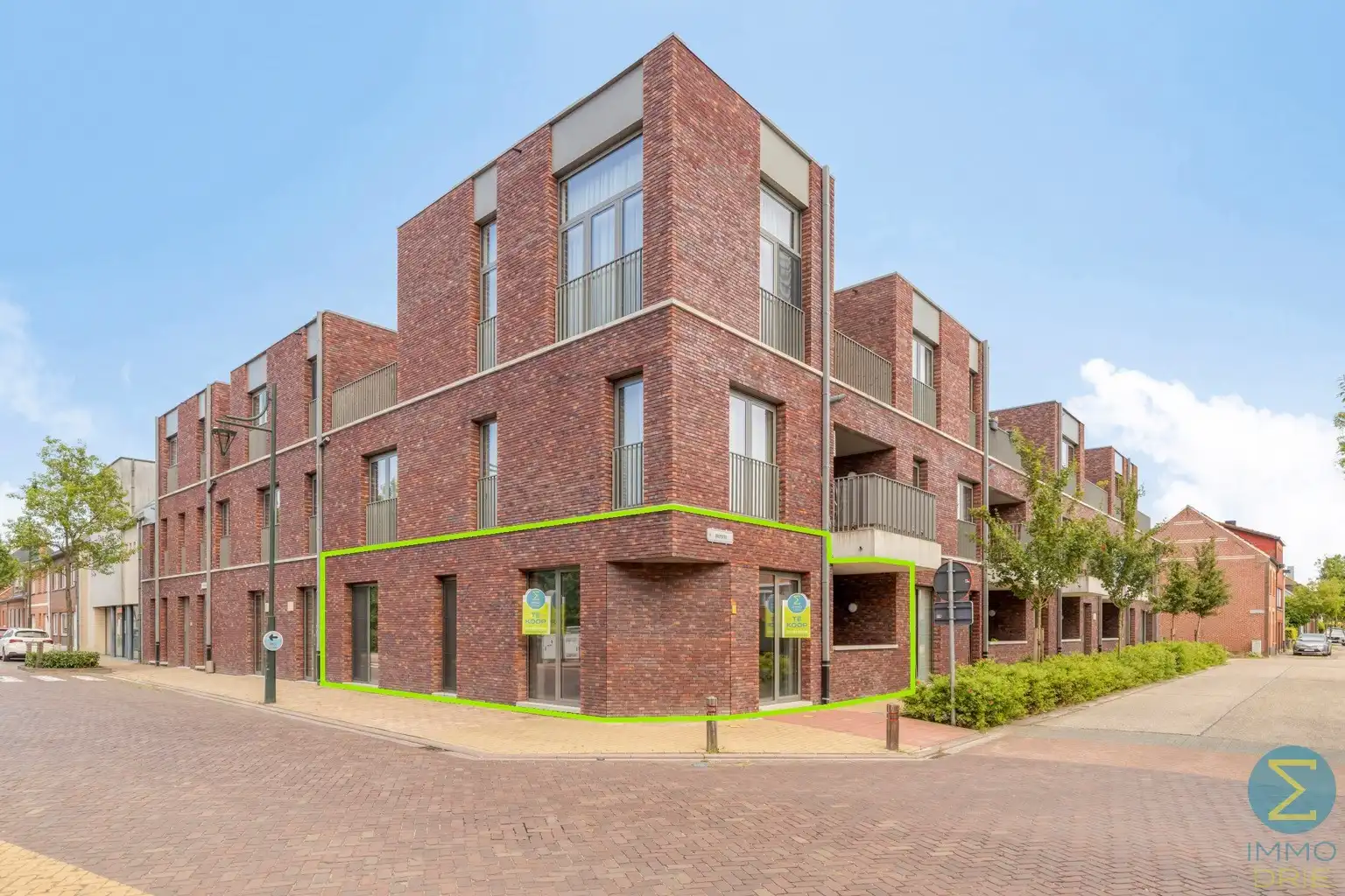 Appartement met terras en autostaanplaats in centrum. foto {{pictureIndex}}