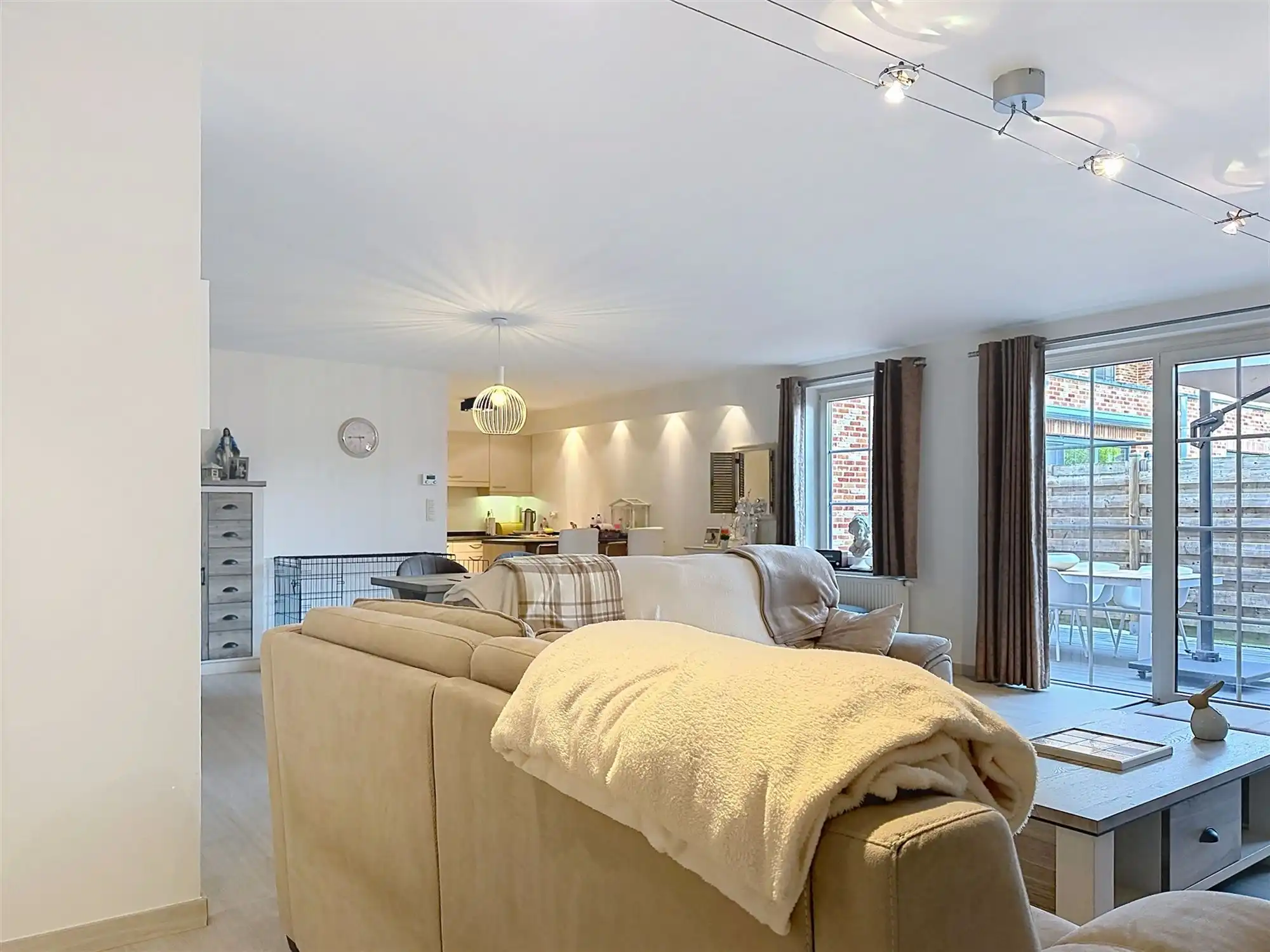 Prachtig ruim appartement te huur in Baal/Tremelo! foto 3