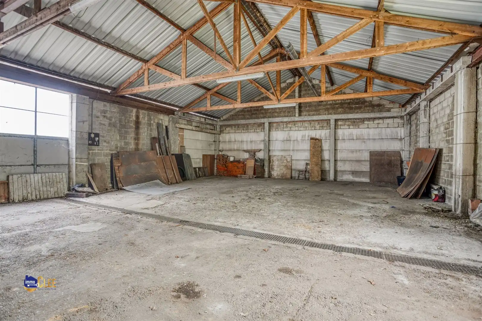 Woning met industriehal op topligging in Maasmechelen foto 29