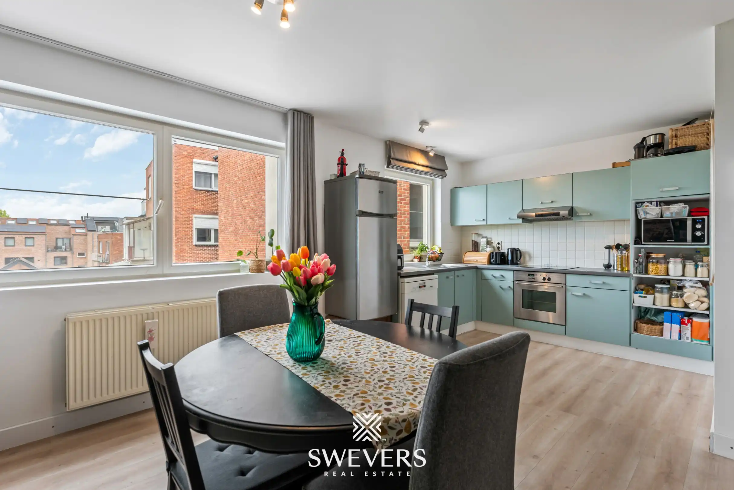 Instapklaar ruim duplex-appartement met 3 slaapkamers op toplocatie foto 8