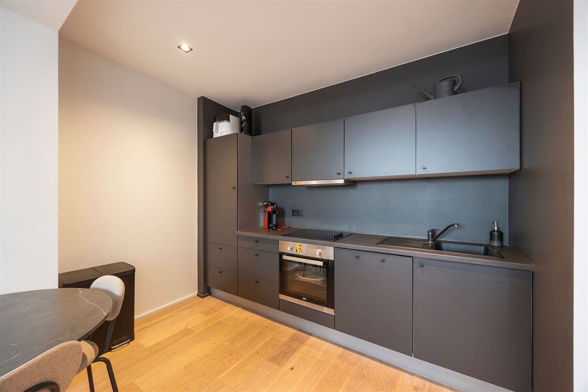 1-slaapkamer appartement op toplocatie foto 9