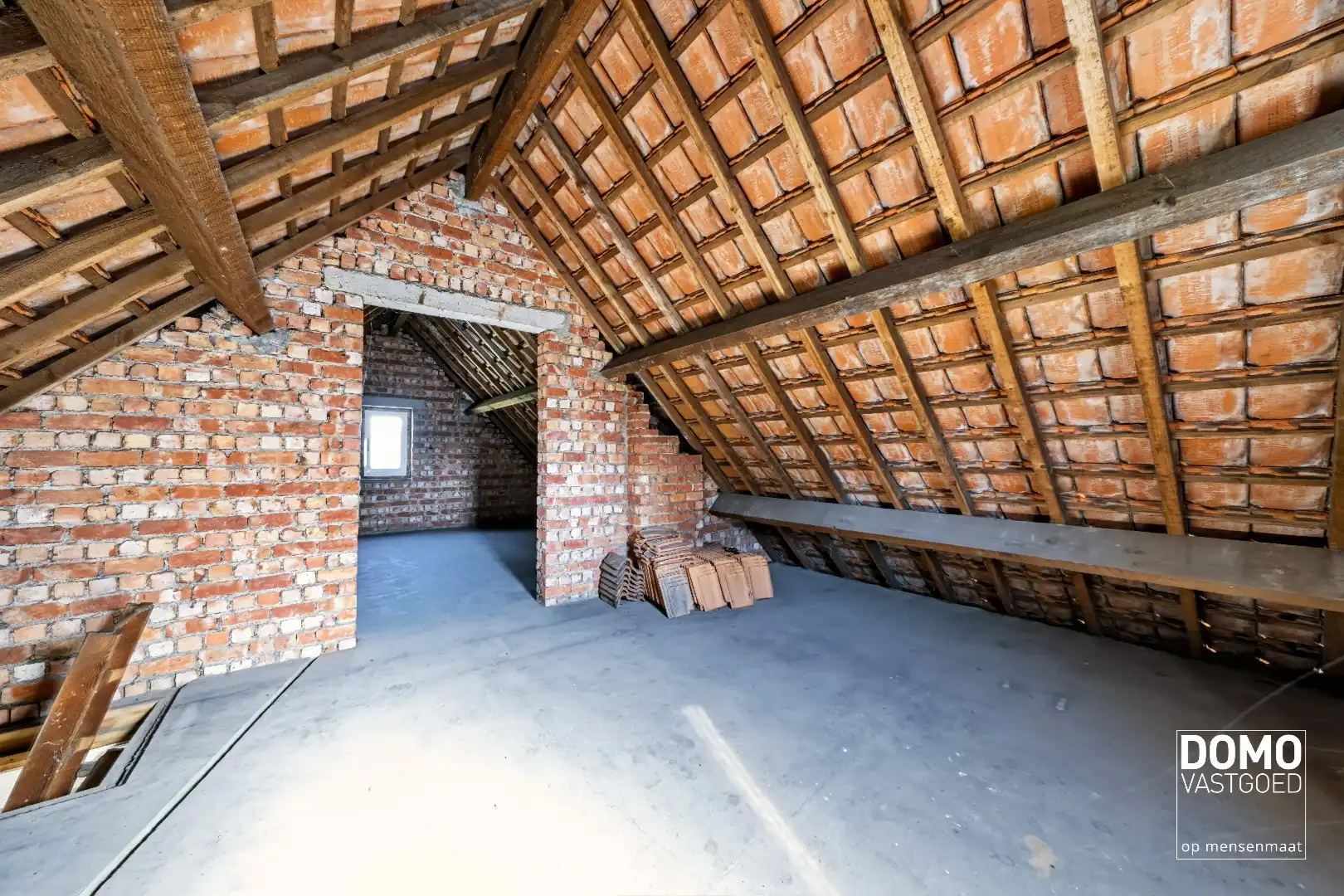 Zeer goed onderhouden woning op 9 are met potentieel foto 12