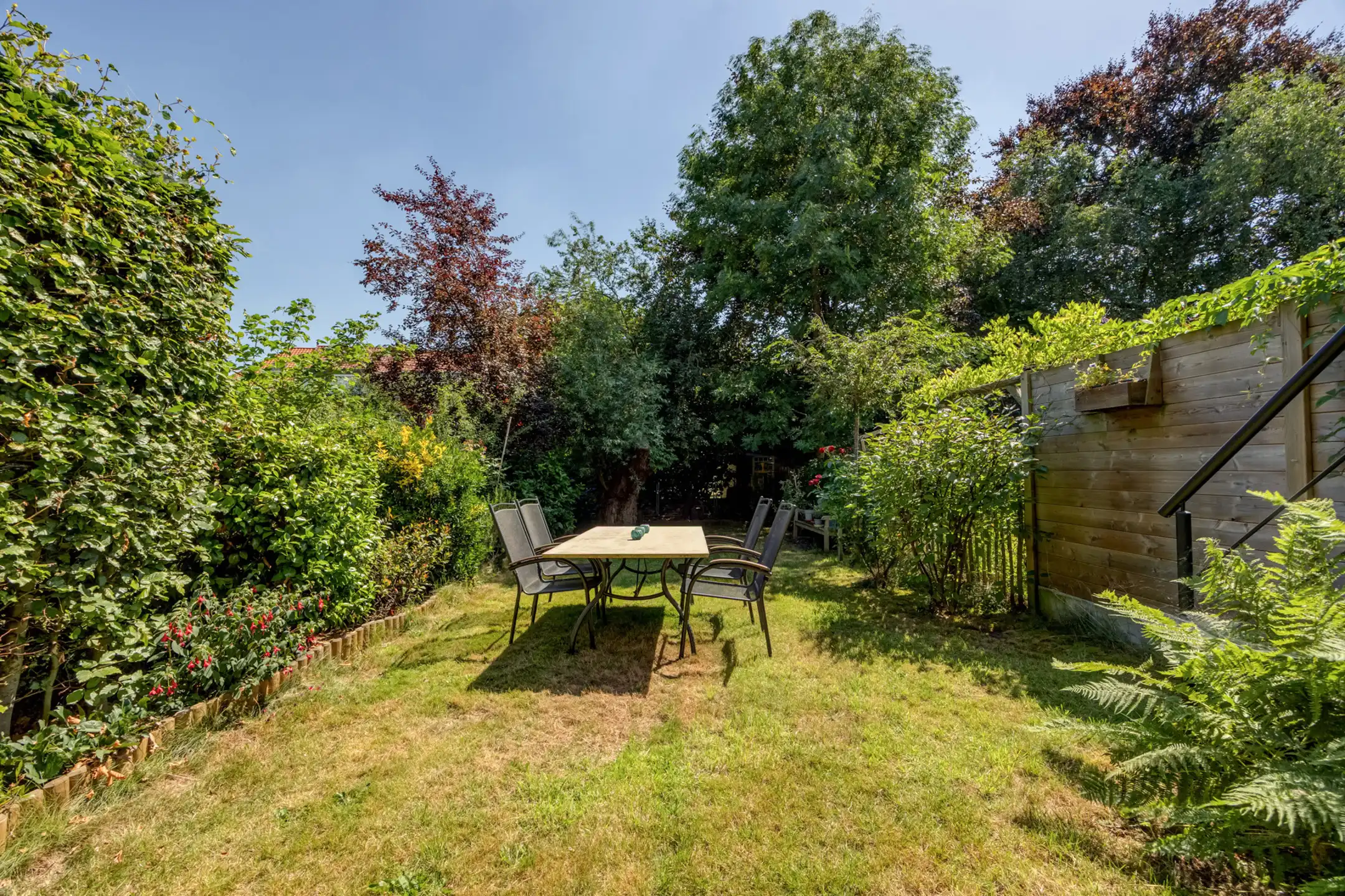 Bel-etage op top locatie foto 2