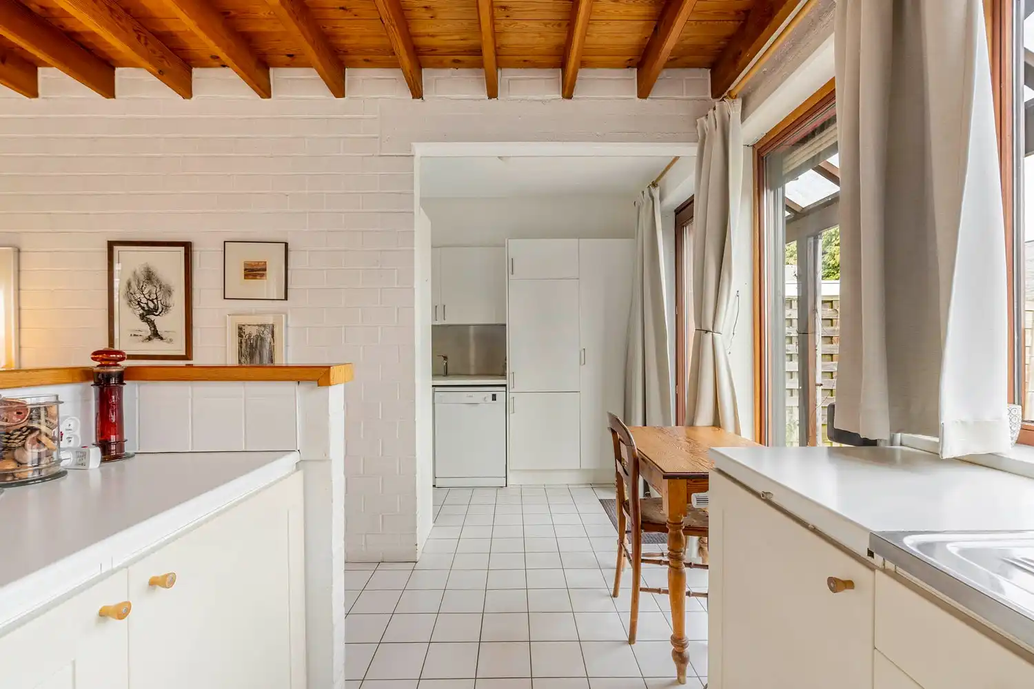 Goed gelegen en lichtrijke halfopen bebouwing met 3/4 ruime slaapkamers, een bureau en een tuin te Heverlee! foto 8