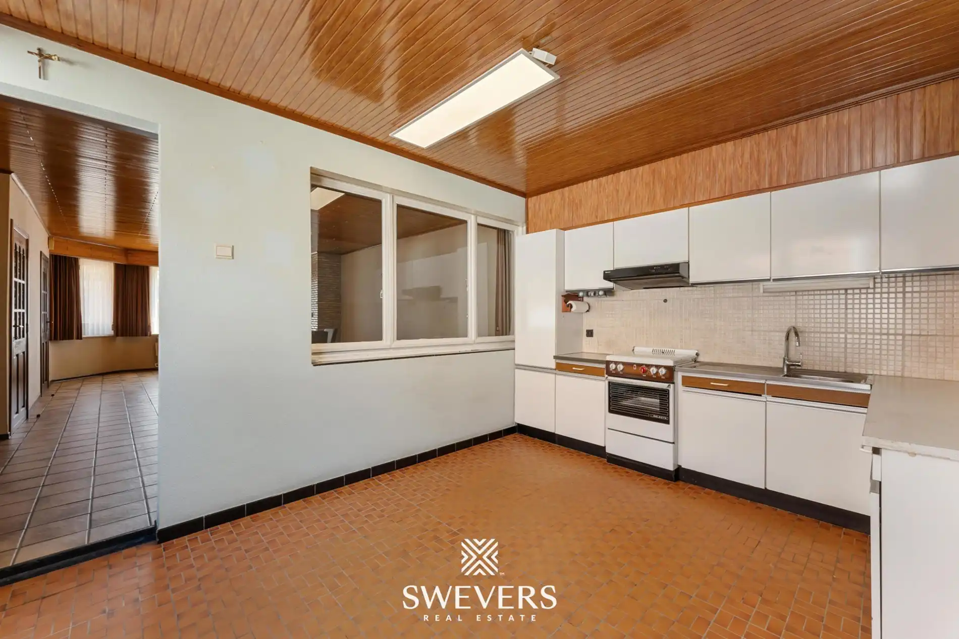 Half-open bebouwing met renovatiepotentieel foto 6