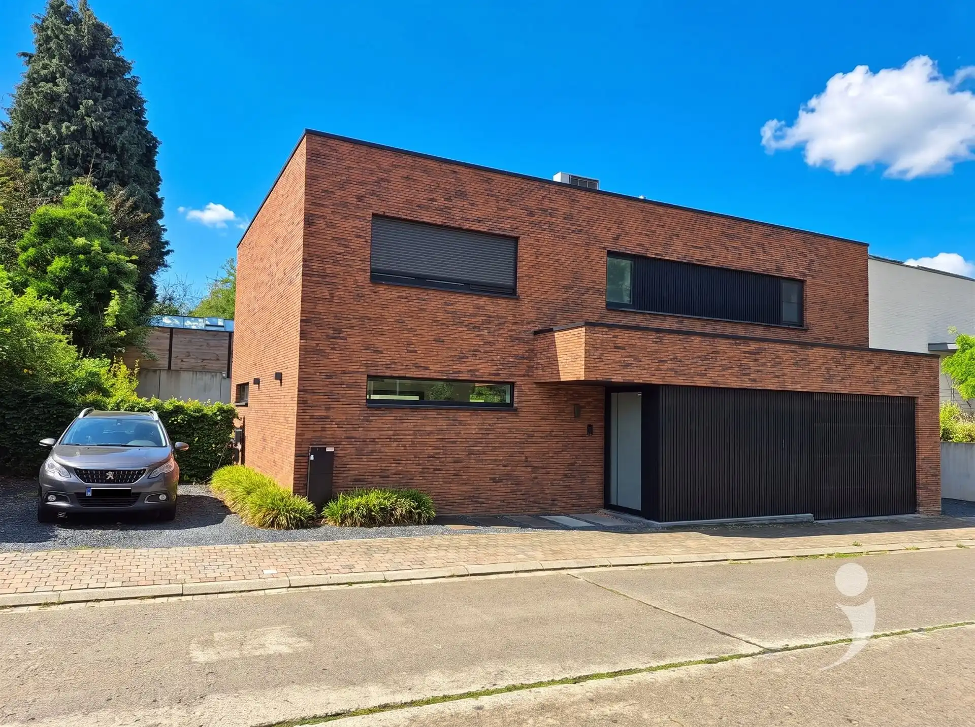 Villa met 4 slaapkamers foto {{pictureIndex}}