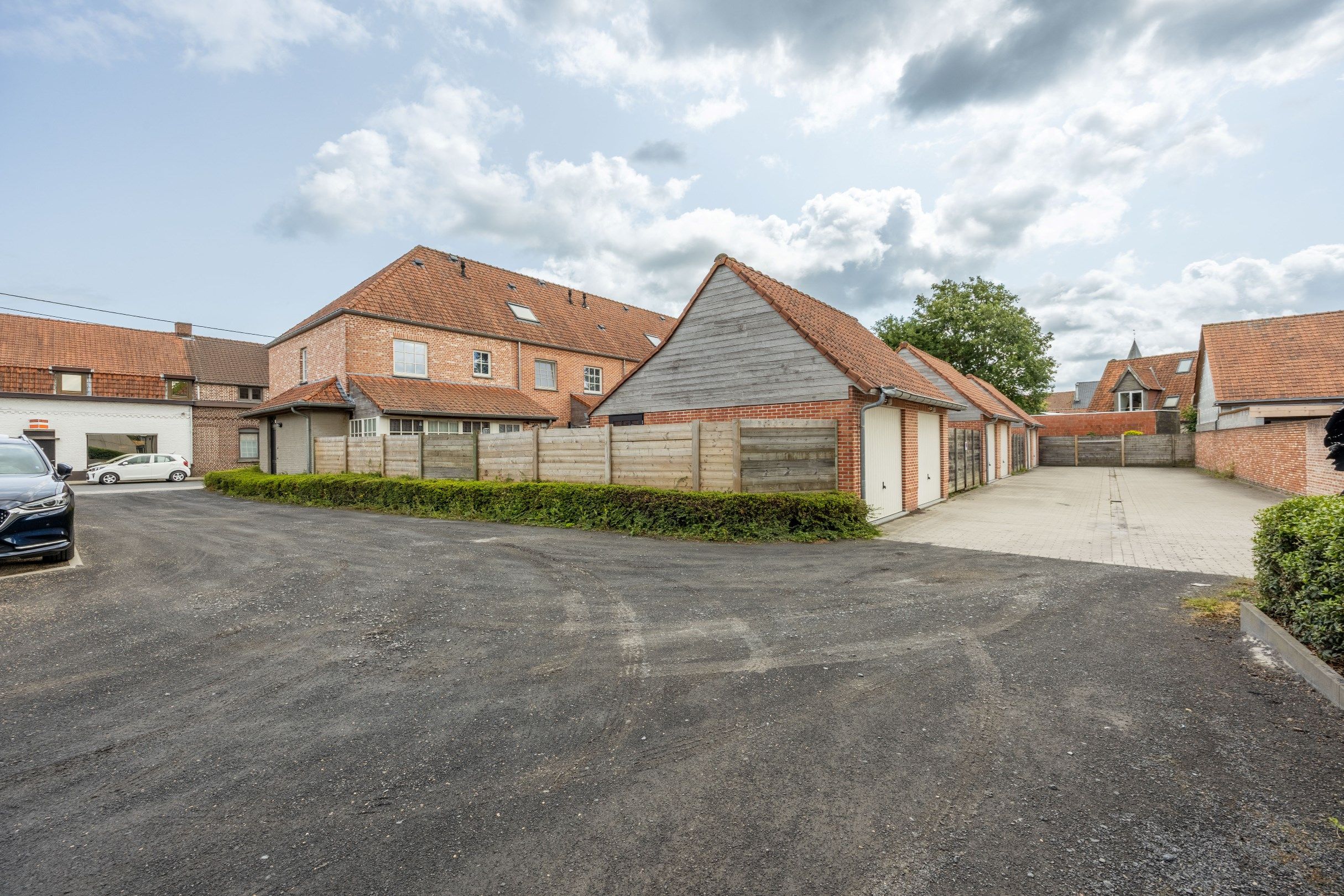 CHARMANTE PASTORIEWONING MET GARAGE foto 22