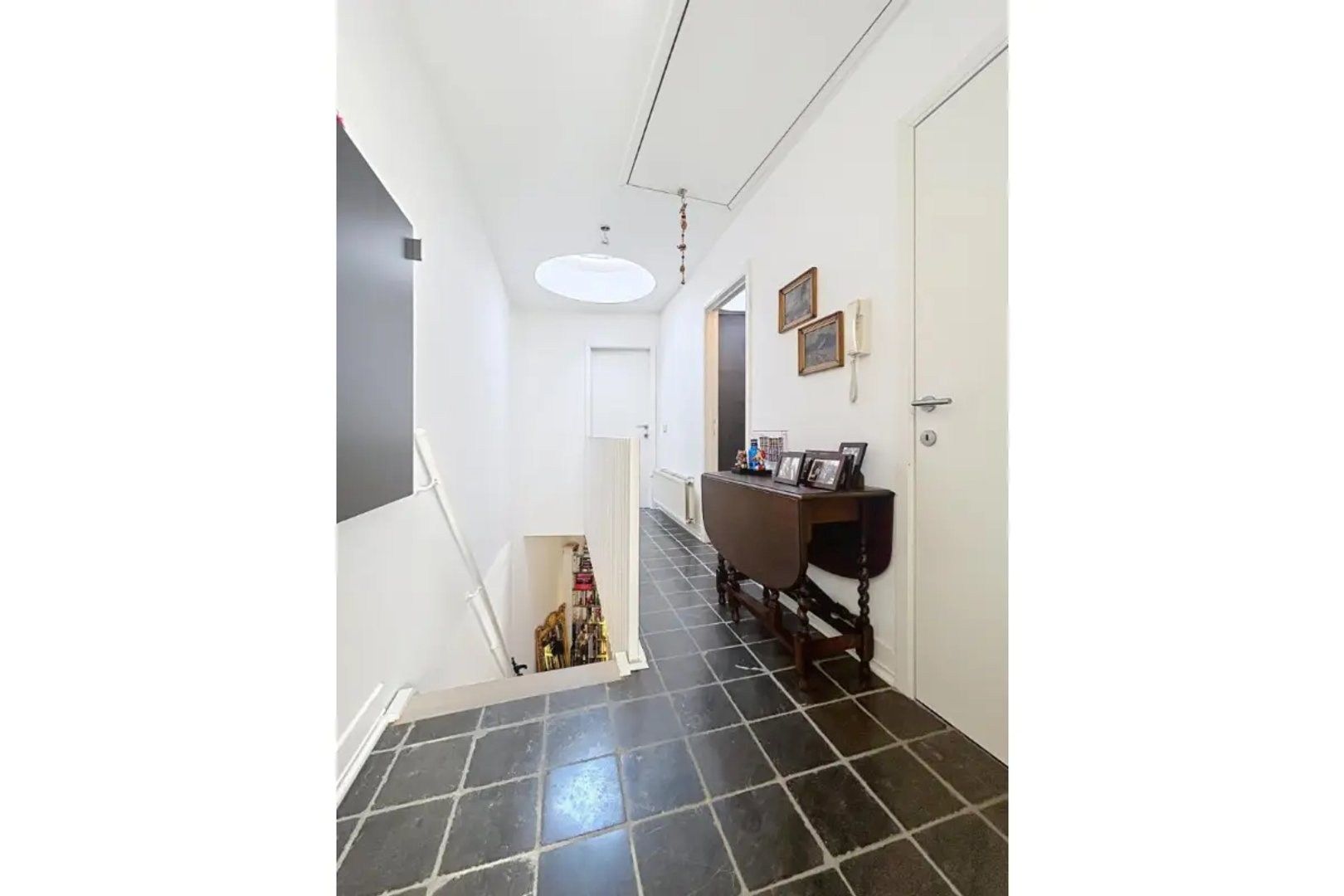 Handelszaak met woonst in hartje Roeselare  foto 3