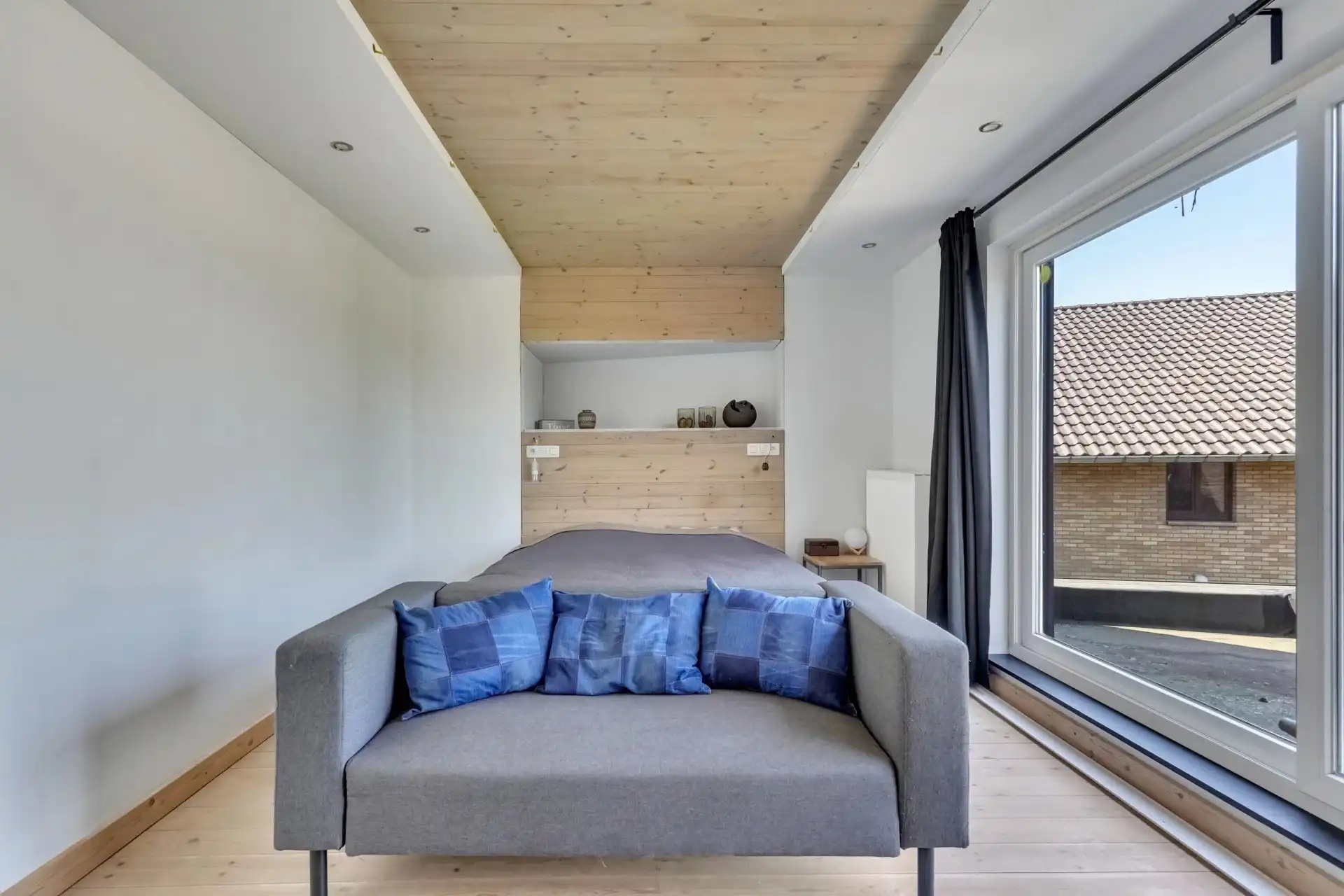 Instapklare, ruime woning met vier slaapkamers foto 12