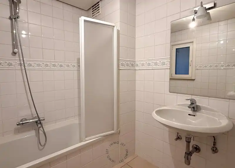 Ruim en lichtrijk appartement met twee terrassen foto 11