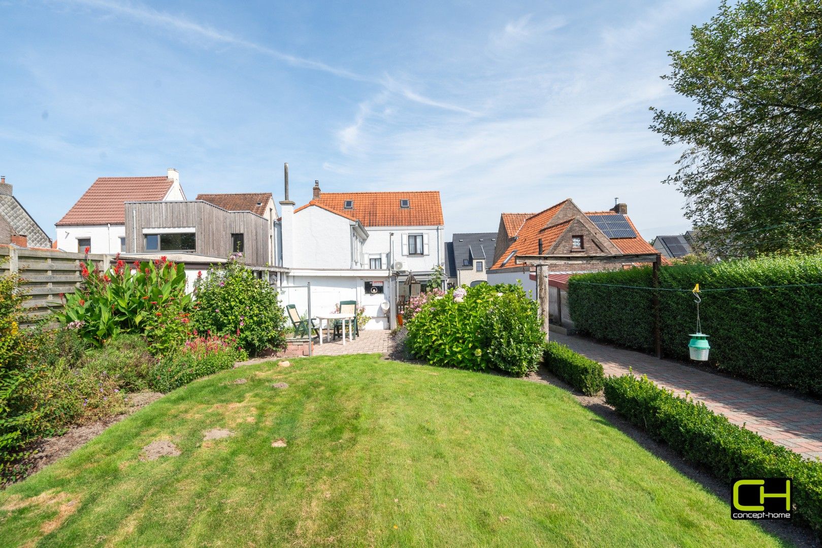 Open bebouwing met drie slaapkamers te koop in Zomergem foto 24