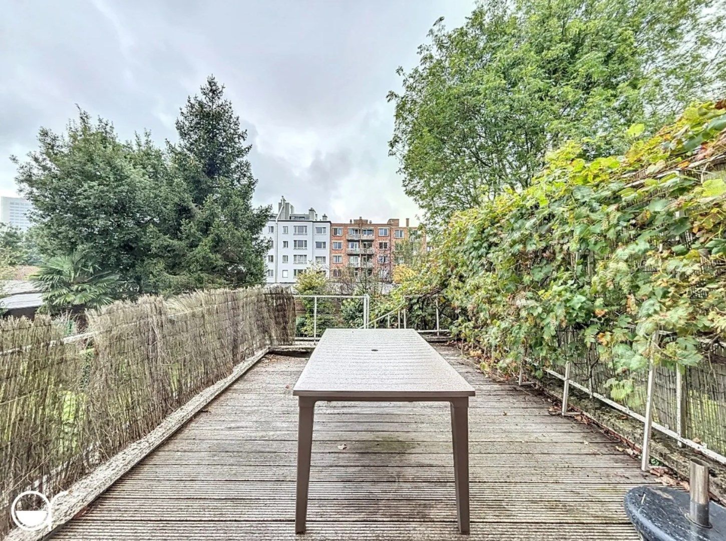 Huis met 5 slaapkamers en 5 badkamers of praktijkruimte vlakbij het station foto 9