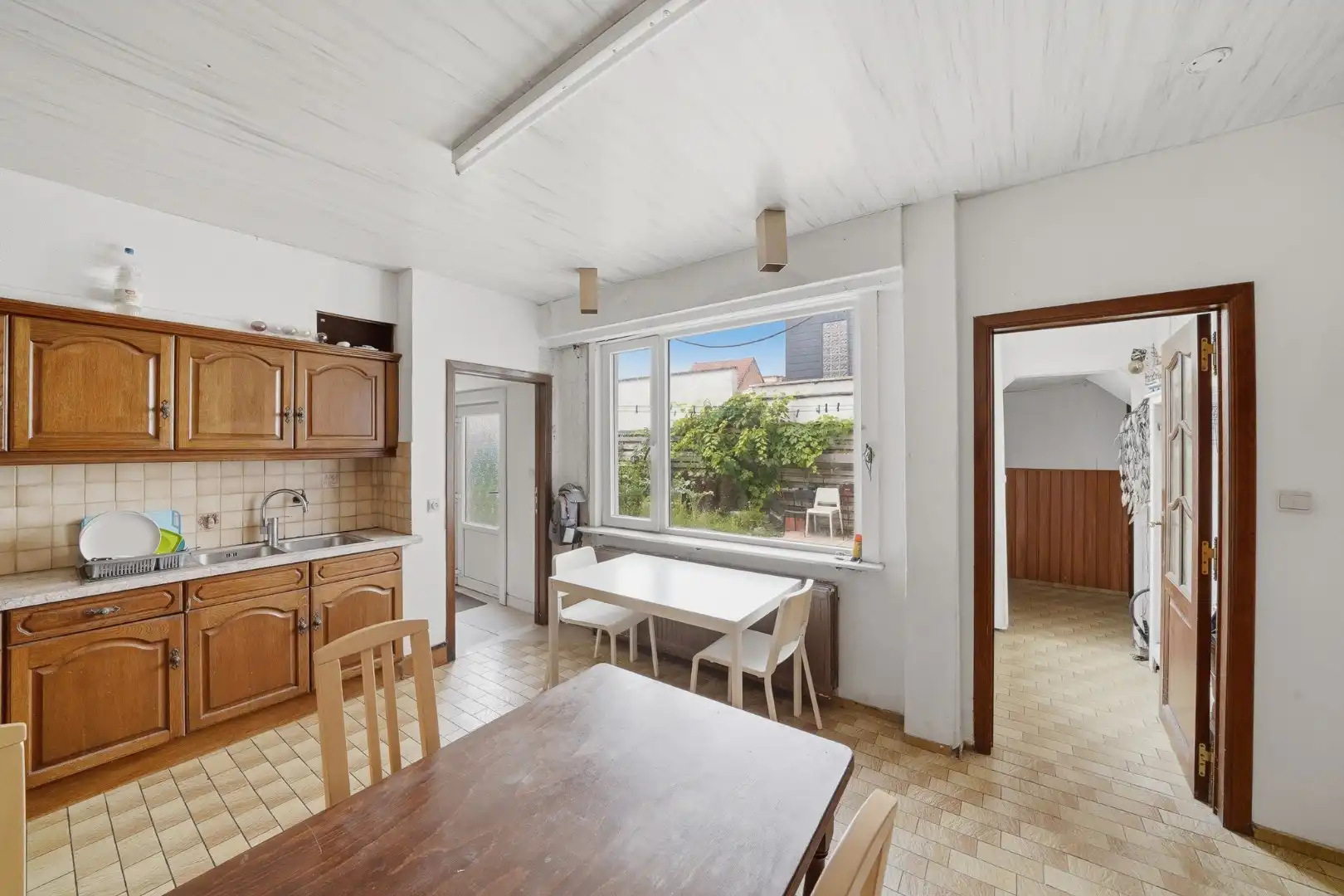 Ruime woning met veel mogelijkheden te Oostende foto 3