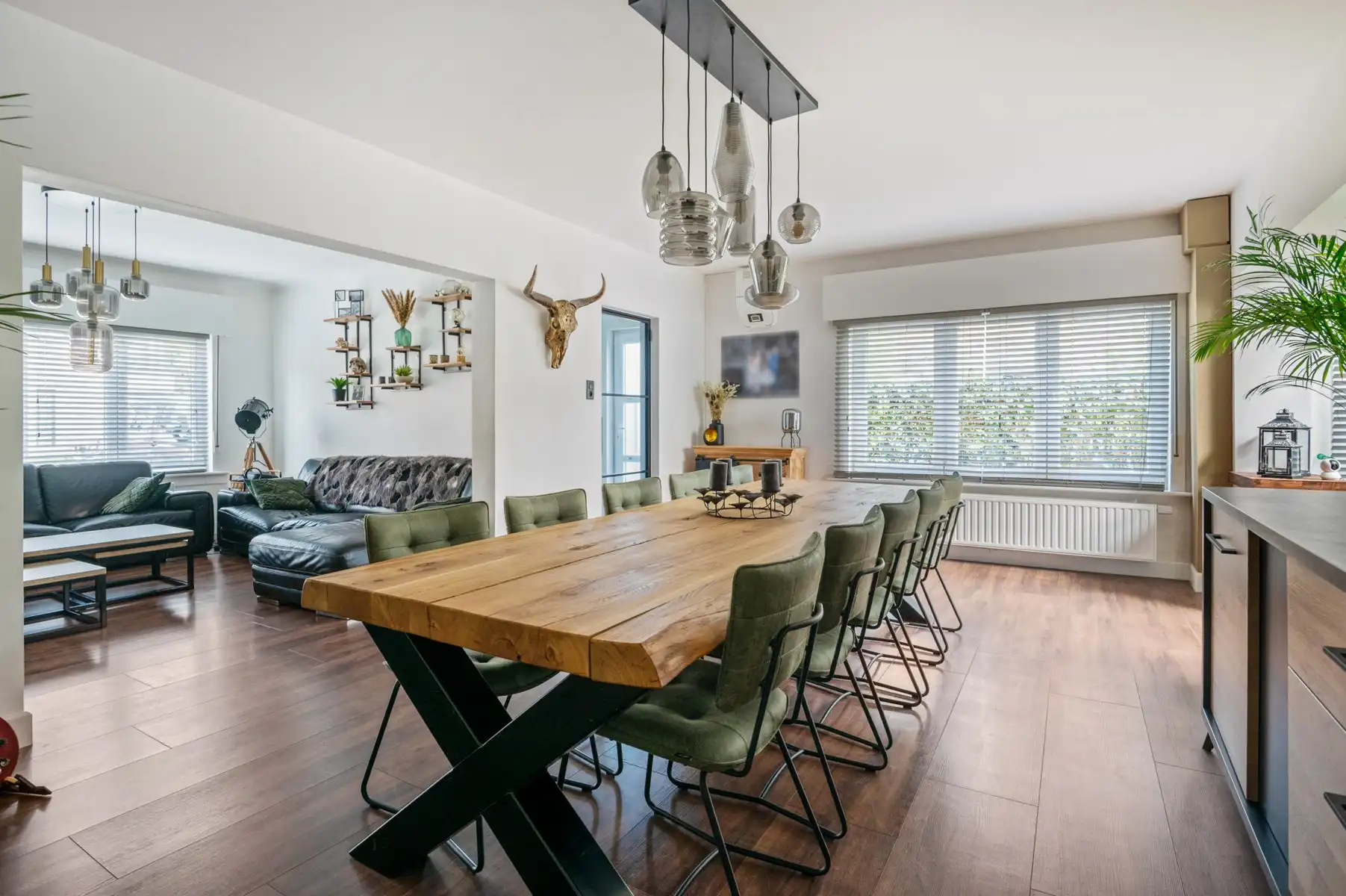 Ruime woning op toplocatie foto 3