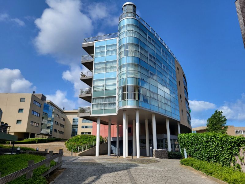 Stijlvol gerenoveerd, centraal én rustig gelegen 2-slaapkamerappartement te koop foto 10