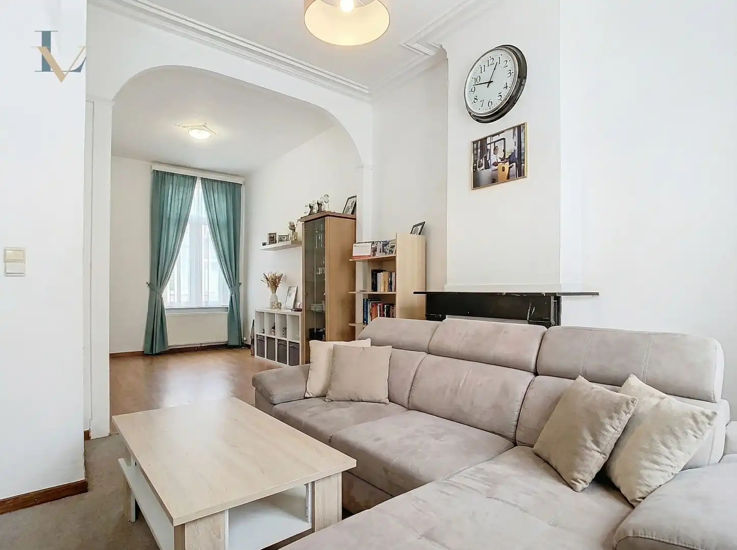 Te renoveren woning met handelsruimte/praktijkruimte  foto 8