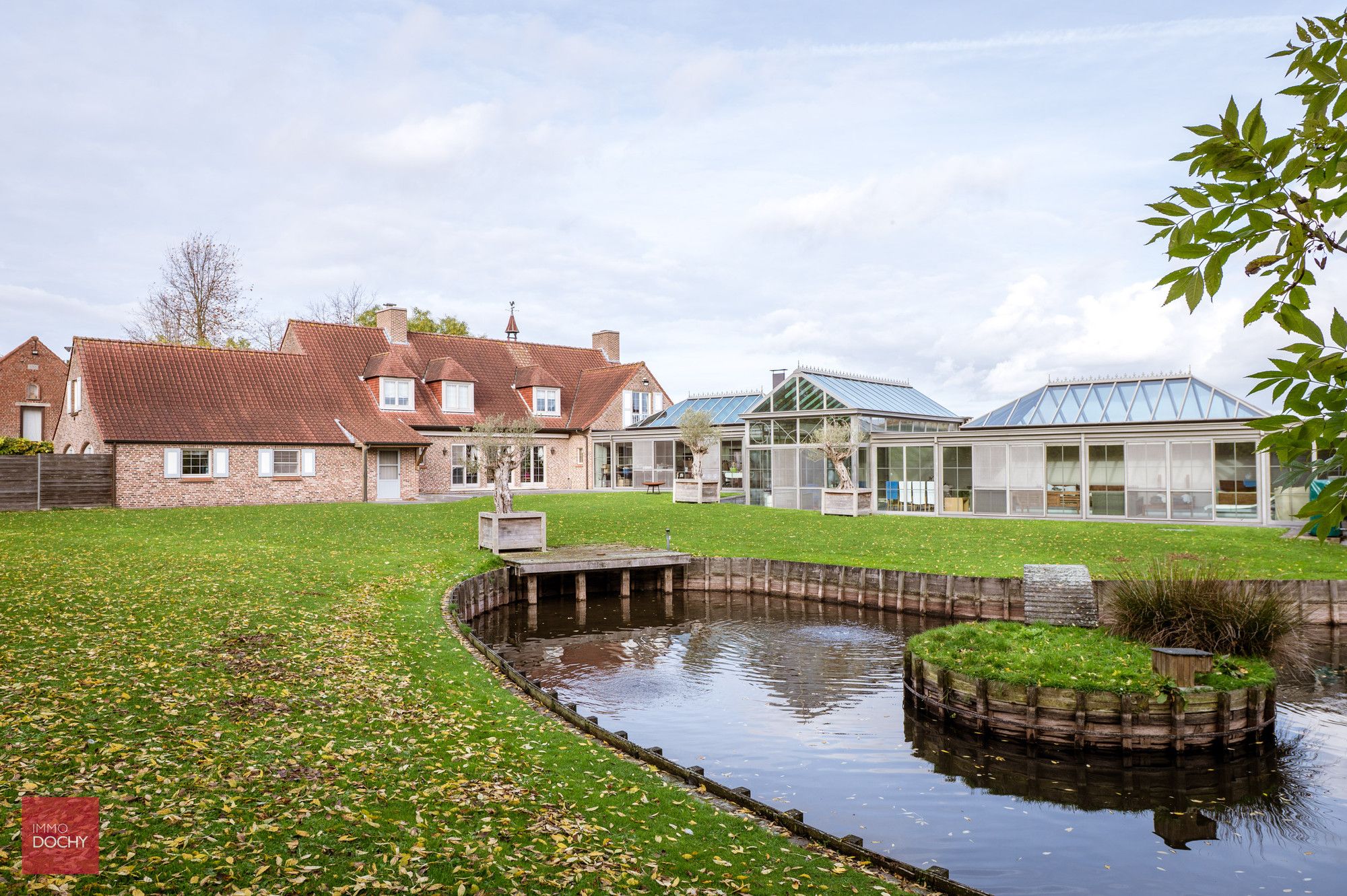 Vierkantshoeve met paardenaccommodatie op ca. 5,3ha foto 18