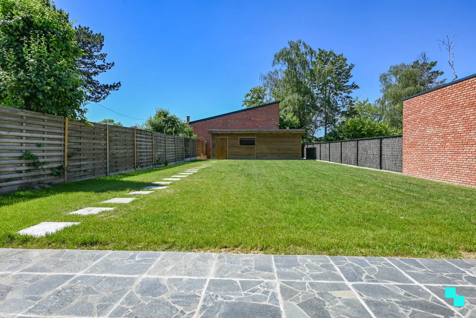 Riante nieuwbouwwoning met aangename tuin te Izegem foto 42