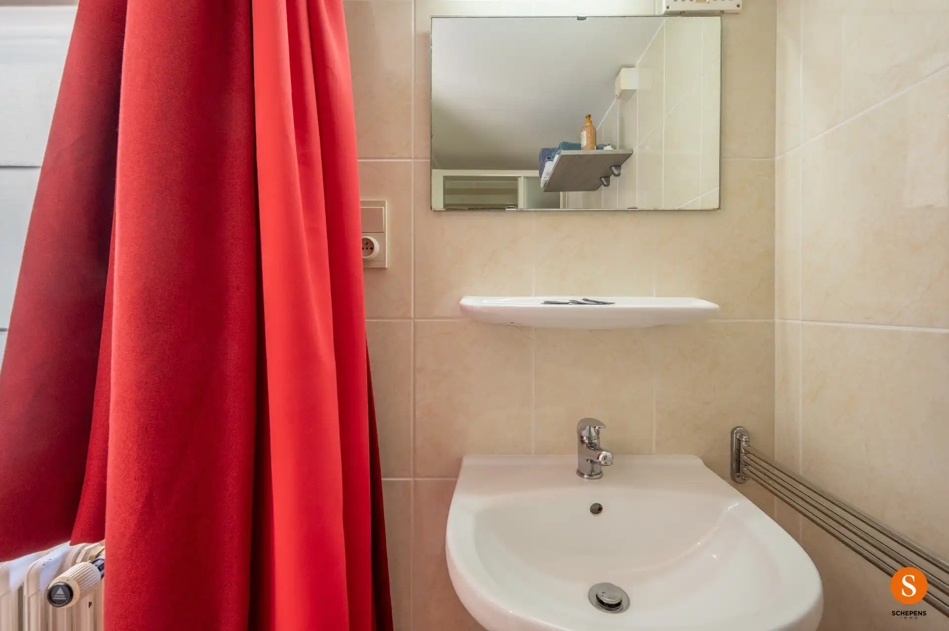 TE KOOP – Verhuurde B&B met 7 kamers én privé-woonst voor uitbaters in hartje De Haan. foto 33