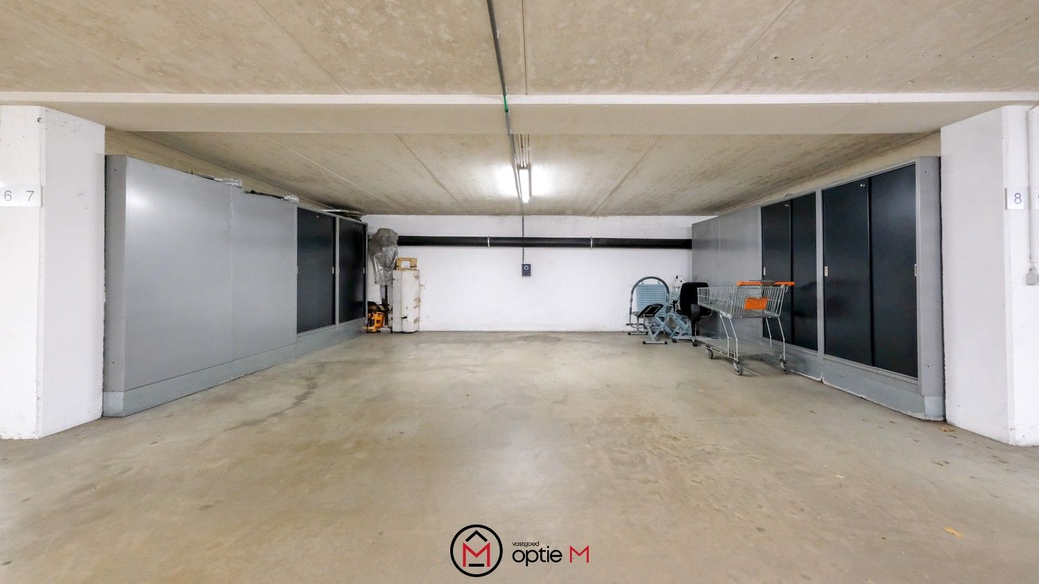 Unieke loft met 2 slaapkamers, terras en parking foto 24