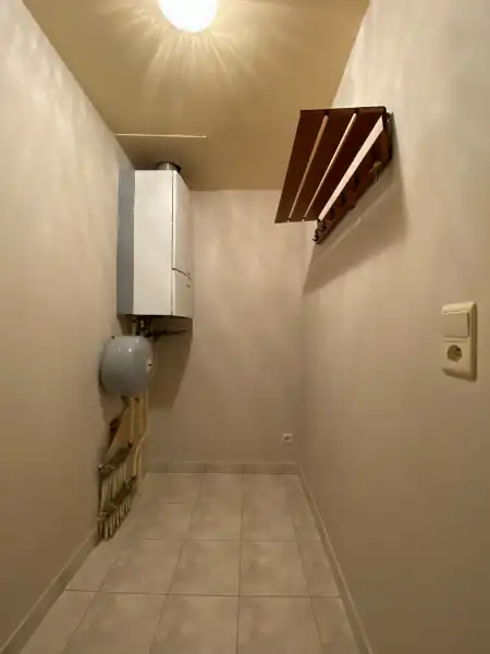 Gelijkvloers appartement met inpandige garage nabij centrum Houthalen foto 6