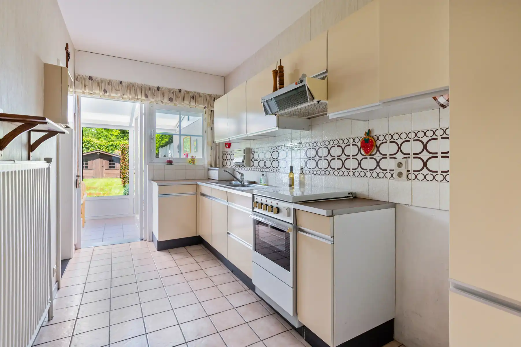Te renoveren charmante woning op top locatie in Kapellen foto 11