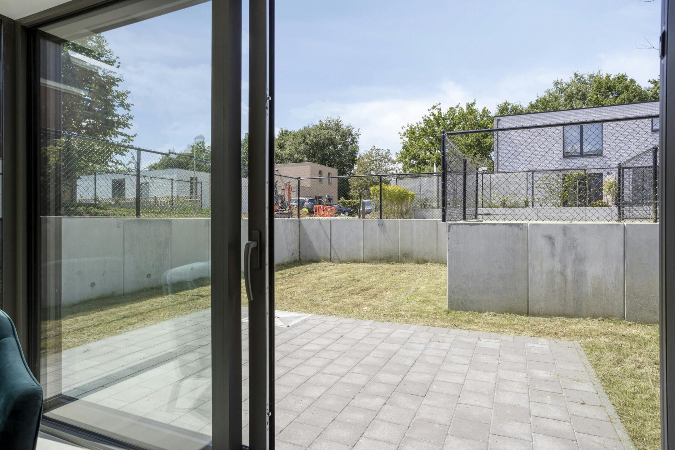 INSTAPKLAAR BEN-APPARTEMENT IN BAZEL MET 2 SLAAPK. + TUIN foto 26