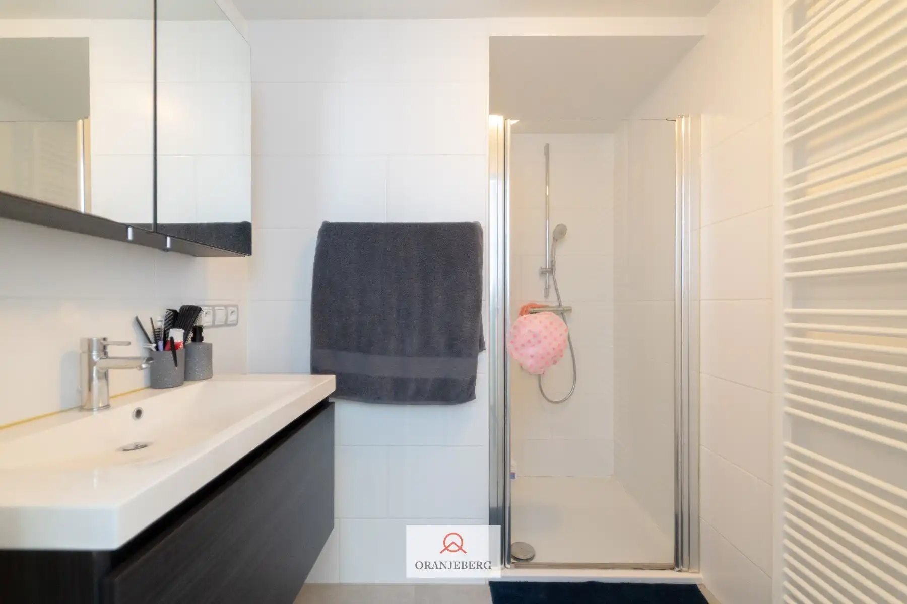 Modern gelijkvloers appartement in het groen foto 23