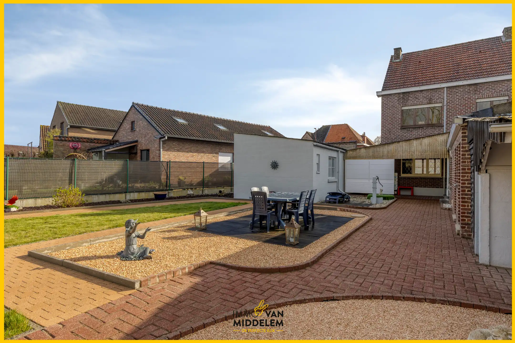 GOED ONDERHOUDEN 3-GEVELWONING MET 3 KAMERS, GARAGE EN TUIN foto 24