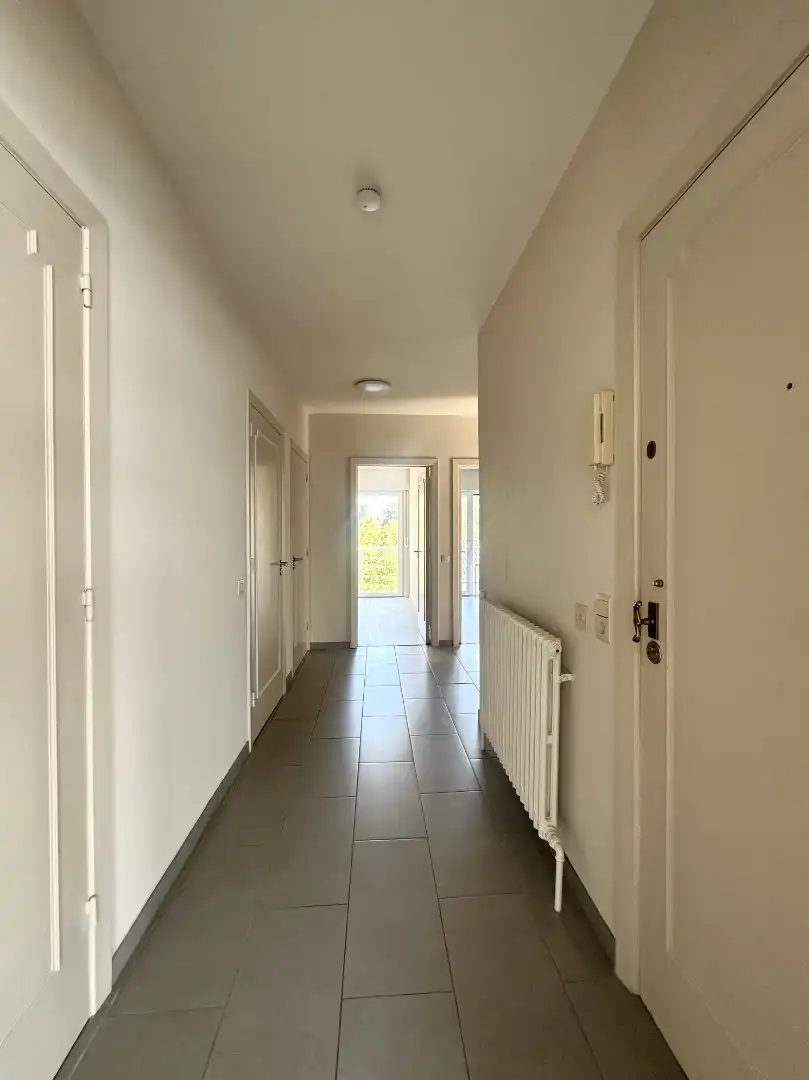 Lichtrijk appartement met drie slaapkamers foto 10