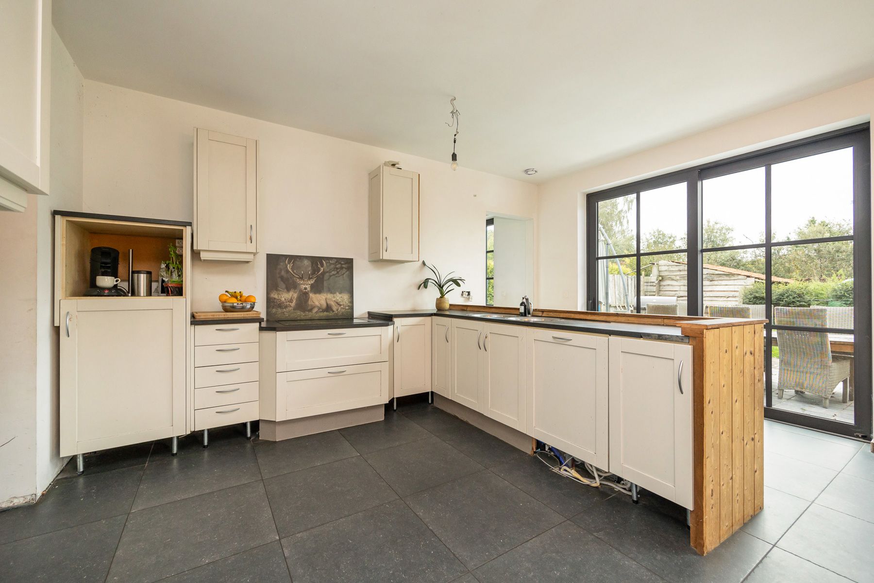 Karaktervolle gerenoveerde woning op een perceel van ca 780 m². foto 7