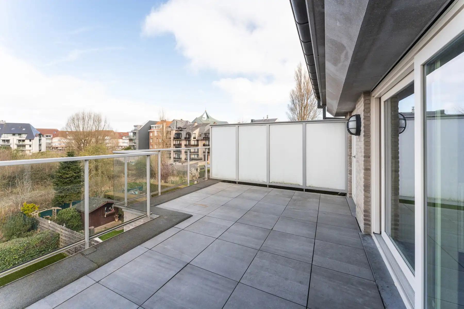 Uitstekend gelegen duplexappartement met zonneterras foto 2