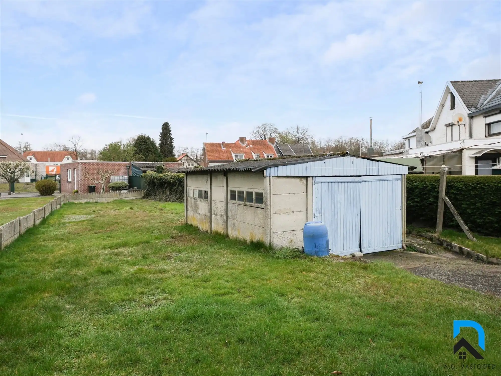 Te renoveren woning met grote tuin in Zwartberg foto 3