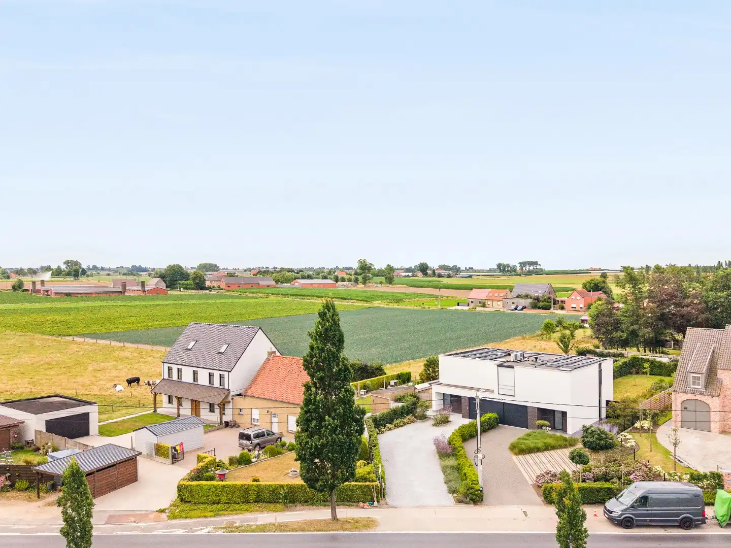 Recente en energiezuinige woning met 3 slaapkamers, ruime garage en tuin. foto 29