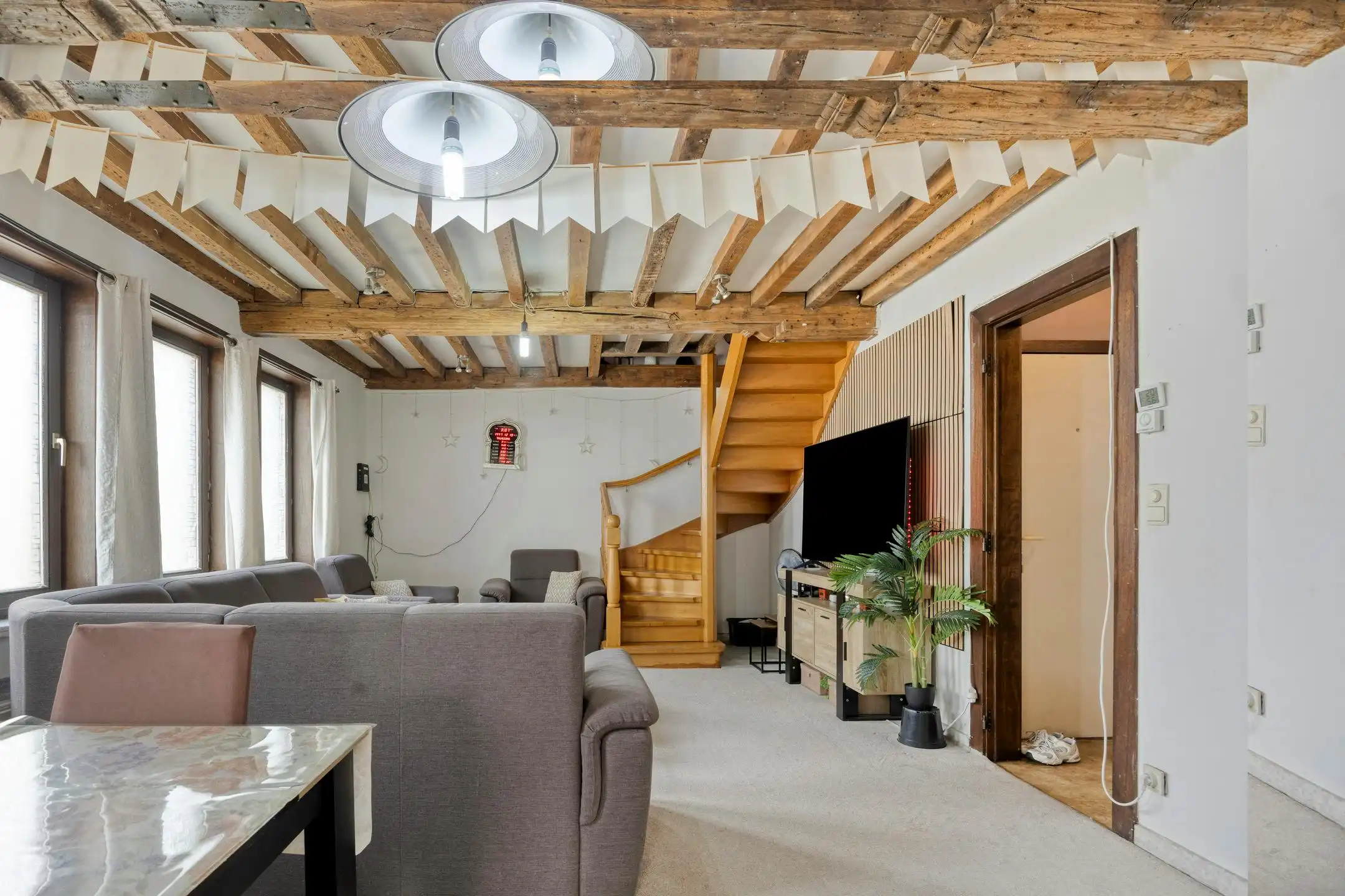 Veelzijdige opbrengsteigendom of woning in Gent te koop! foto 3
