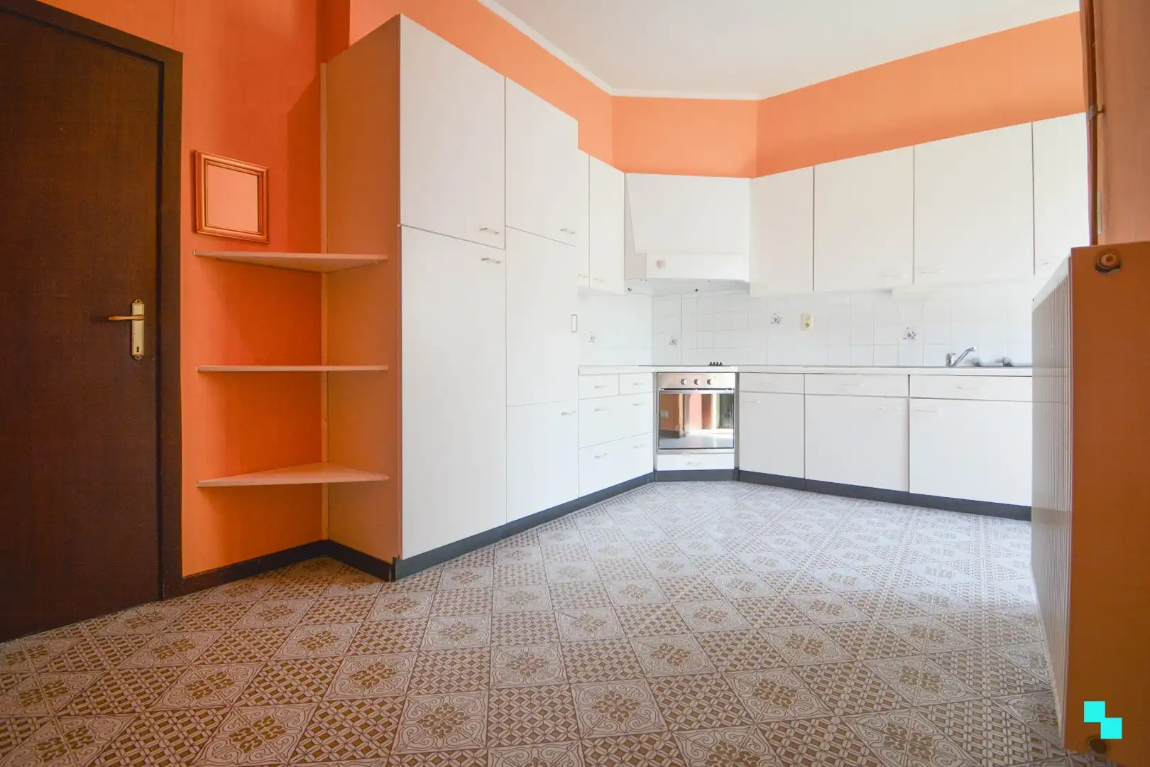 Te renoveren eengezinswoning in centrum Gits foto 6