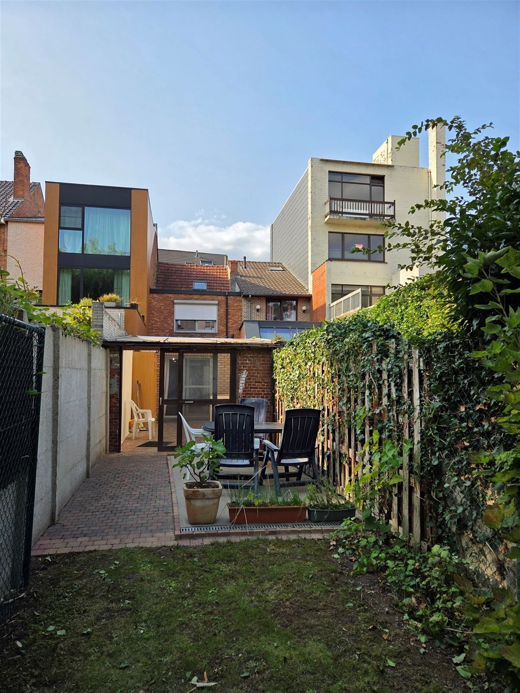 Charmante rijwoning met tuin in centrum Diest. foto 4