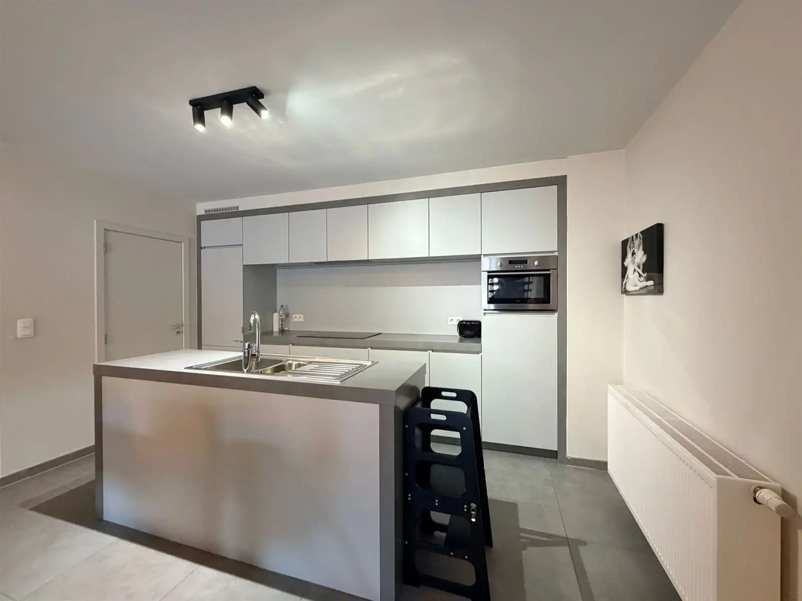 Duplex-appartement met 2 slaapkamers TE HUUR te Oetingen foto 4