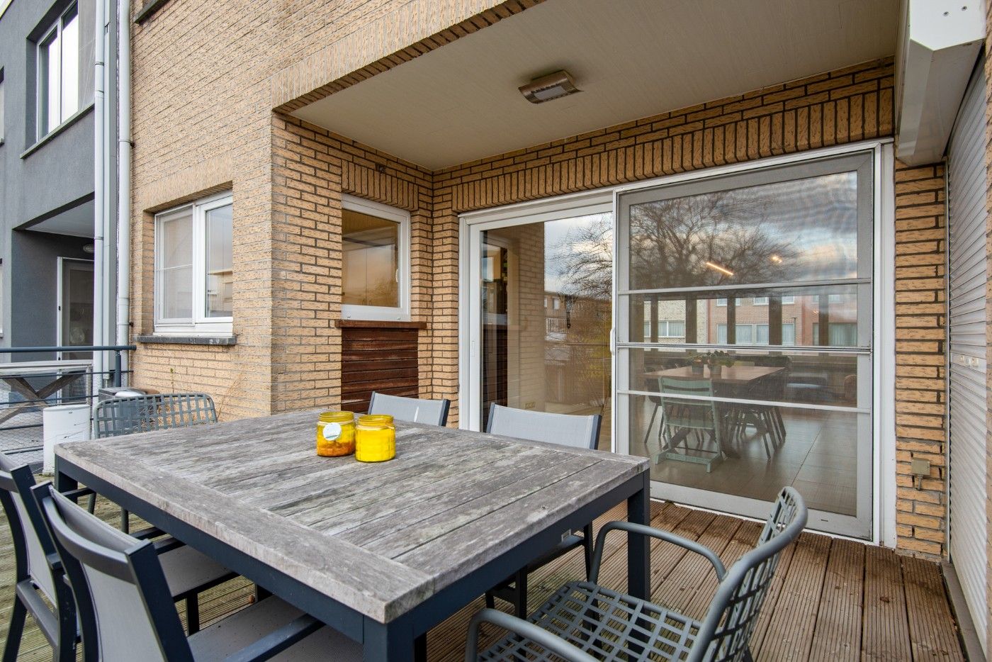 Ruime bel-etagewoning met 3 slpk, terras, tuin en inpandige garage foto 27