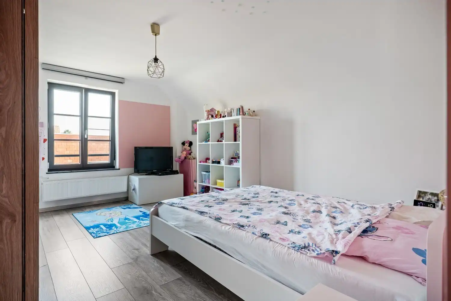 Energiezuinige villa met praktijkruimte en 4 slpkrs foto 20