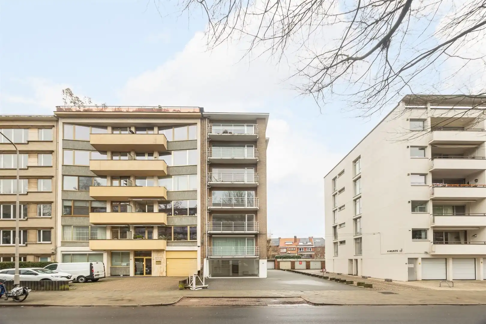 Half open ruim en licht appartement met terrassen foto 25