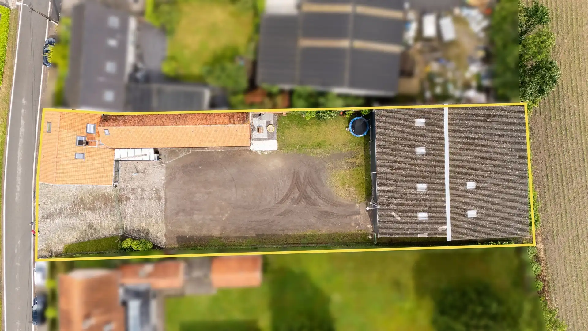 Charmante, gerenoveerde gezinswoning met hedendaagse loods van 400m²  foto 3