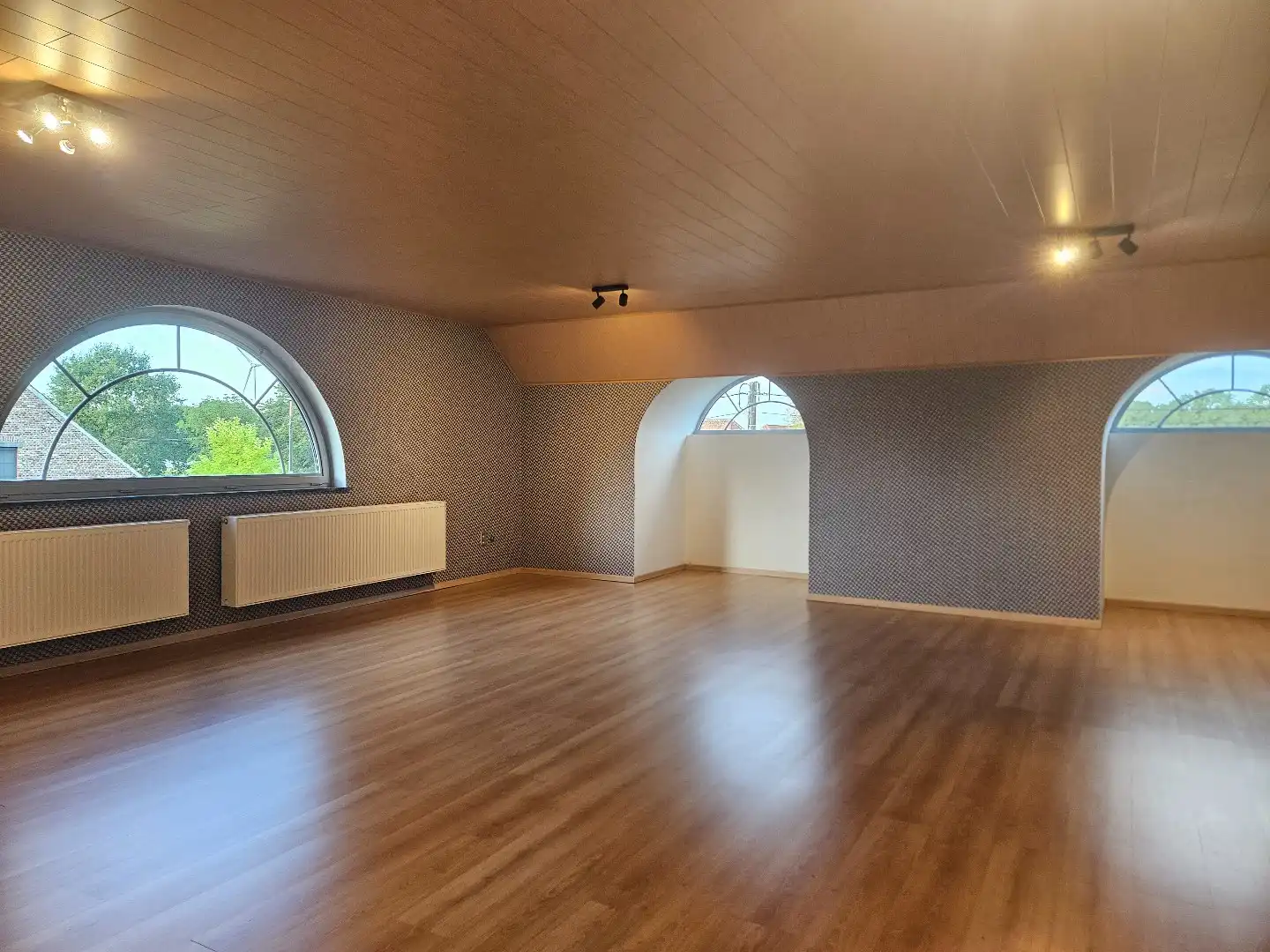 Gezinswoning met 4 slaapkamers rustig gelegen in het groen te Olen! foto 16