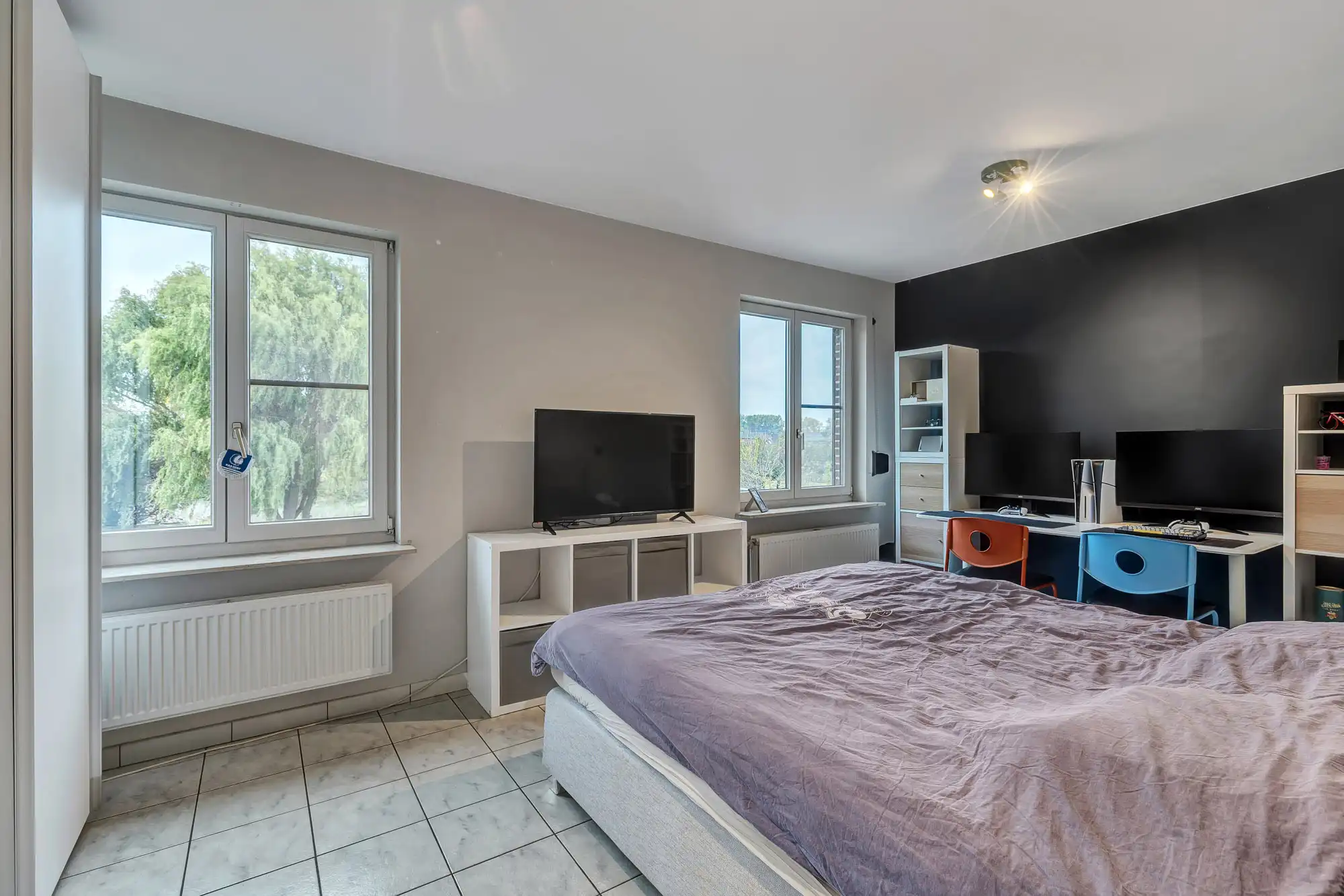 Ruime, volledig gerenoveerde woning op centrale ligging foto 10