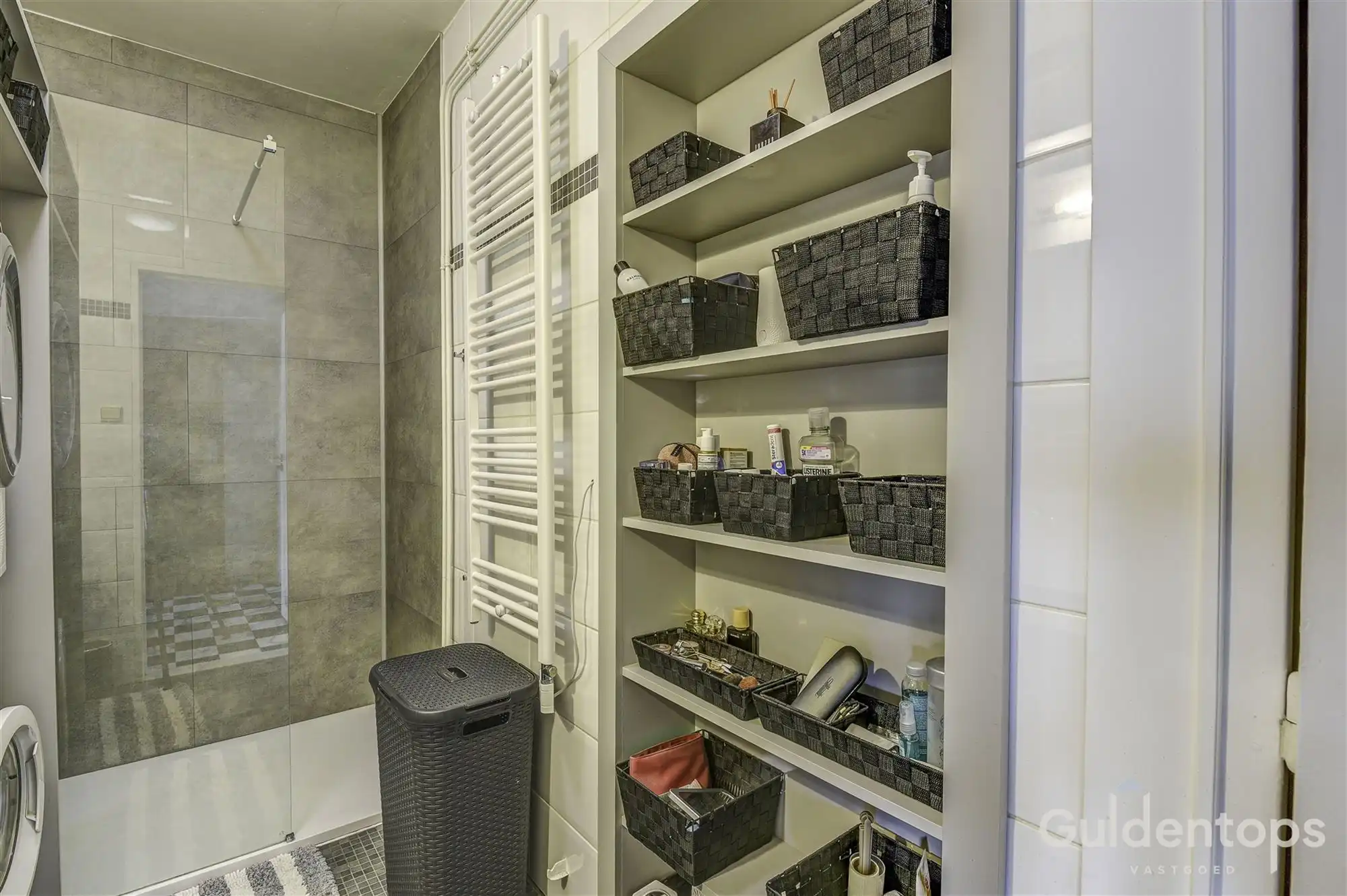 Knap vernieuwd 3-slaapkamerappartement (125 m²)  foto 19