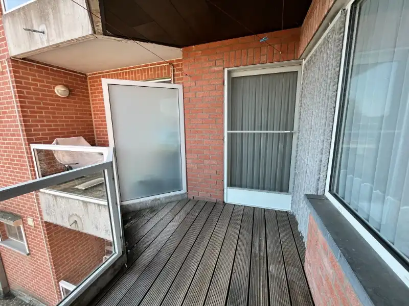 2 slaapkamer appartement met terras foto 15